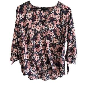 BCX Floral Faux Wrap Blouse Medium Pullover V-Neck 3/4 Sleeves Boho Cottagecore